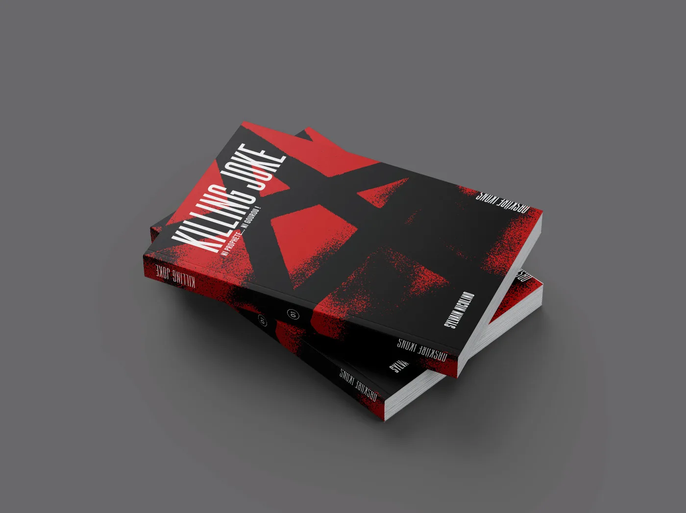 Deux exemplaires du livre Killing Joke posés l'un sur l'autre
